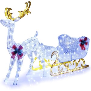 Beleuchtetes LED-Rentier mit goldenem Geweih zieht weißen Schlitten mit Kaltweiß-Lichtern. Weihnachtsdeko.