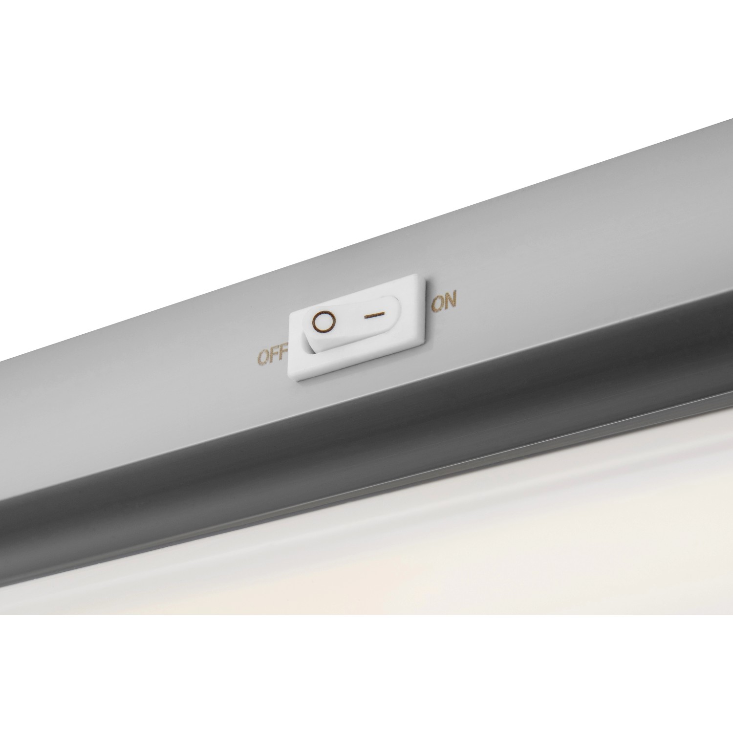 Nahaufnahme: Silberne LED Unterbauleuchte (6W) mit Schalter.