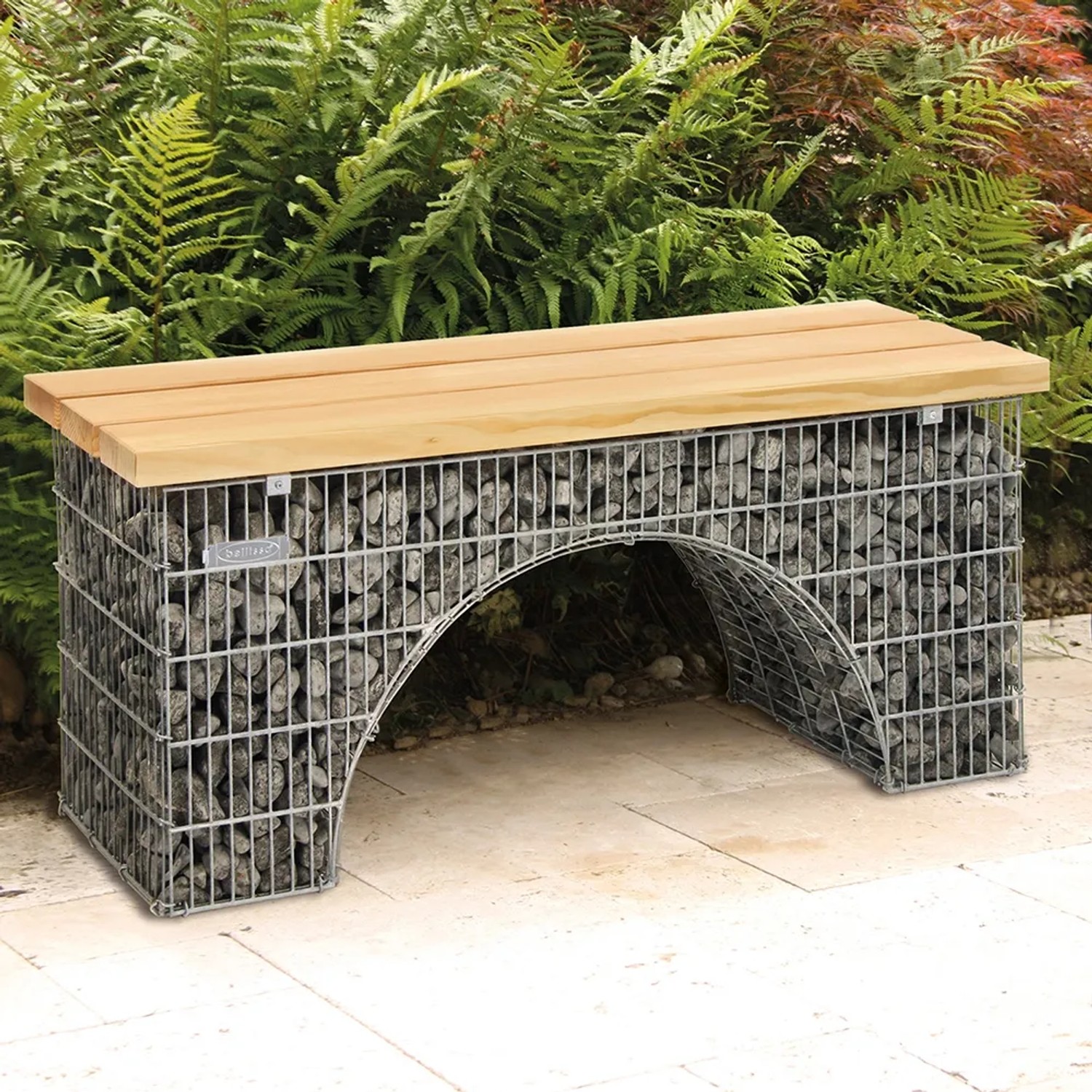 Bellissa Bogengabione Sitzbank, 125x45x54 cm, mit Holzauflage und Steinkorb-Gestell.