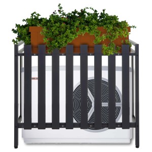 Graue Metall-Verkleidung für Klimaanlage/Wärmepumpe mit integriertem Pflanzenregal und grünen Pflanzen. Modernes Schutzgitter.