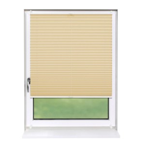 Beige Plissee 105x150 cm, blickdicht, ohne Bohren am Fensterrahmen montiert.