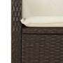 Detailansicht: Braune vidaXL Garten-Essgruppe aus Rattan mit cremefarbenen Kissen.