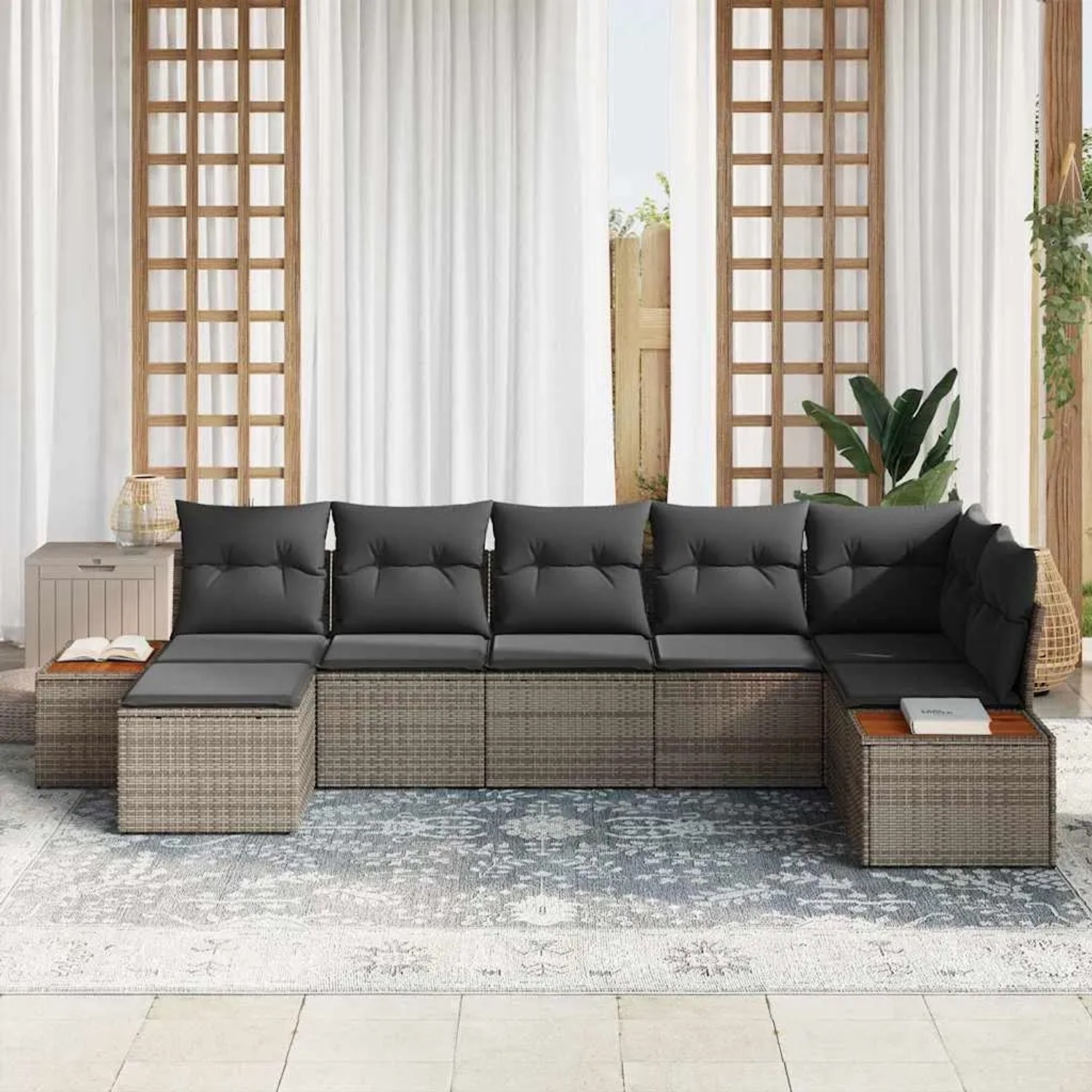 Graues 7-teiliges vidaXL Garten-Sofa-Set aus Poly Rattan mit Kissen für Terrasse und Garten.