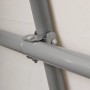 Detailaufnahme: Stahlrahmen-Verbindung des ShelterLogic Foliengewächshauses.