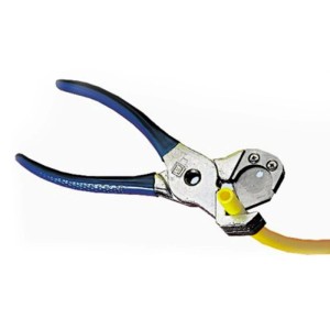 Ich-Zapfe Schlauchschneider aus Metall, blau, schneidet gelben Schlauch bis 22mm. Für Bierzapfanlagen.
