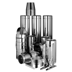 Doppelwandiges Grundpaket für Kamin & Ofen, Ø 150 mm, mit Wandkonsole und Zubehör.