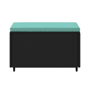 Schwarzer VidaXL Gartenhocker aus Rattan mit blauem Kissen.
