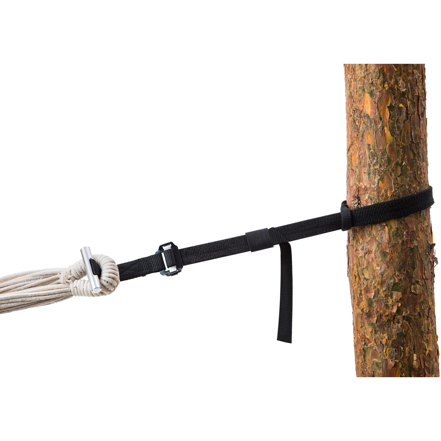 Schwarzes T-Strap Hängegurt-Set zur Befestigung einer Hängematte an einem Baum.