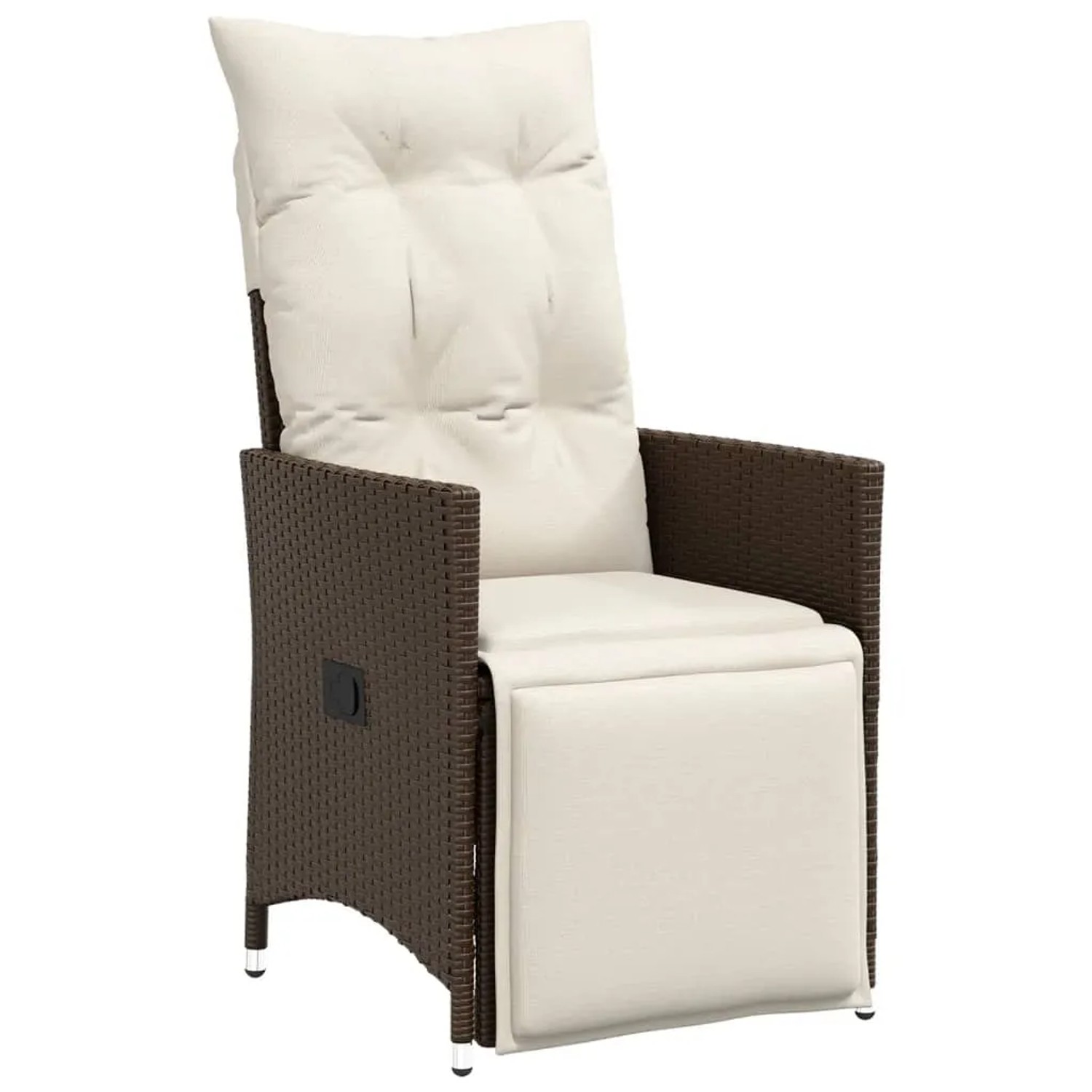 Verstellbarer, brauner Poly Rattan Gartensessel mit cremeweißen Kissen (2er Set).