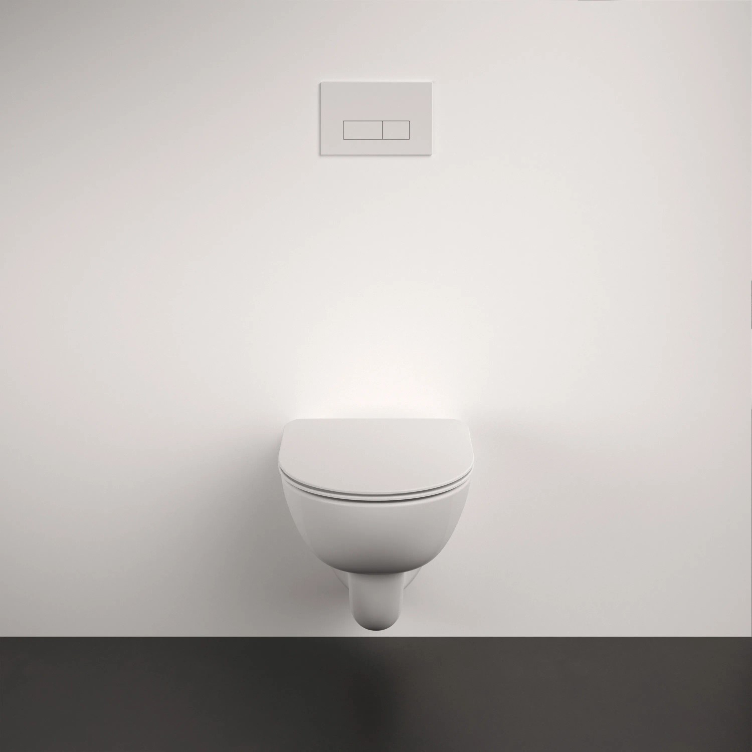 Weißer Ideal Standard i.life A WC-Sitz im Sandwich-Design an einer weißen Wand.