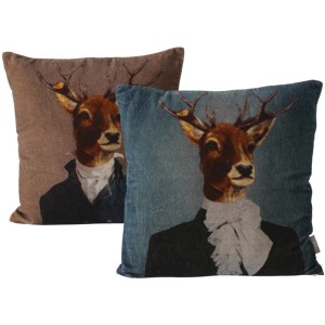 Dekorative Kissen Franzel von Boltze Home, 2-fach sortiert, mit Hirsch-Motiv für die Weihnachtsdekoration.