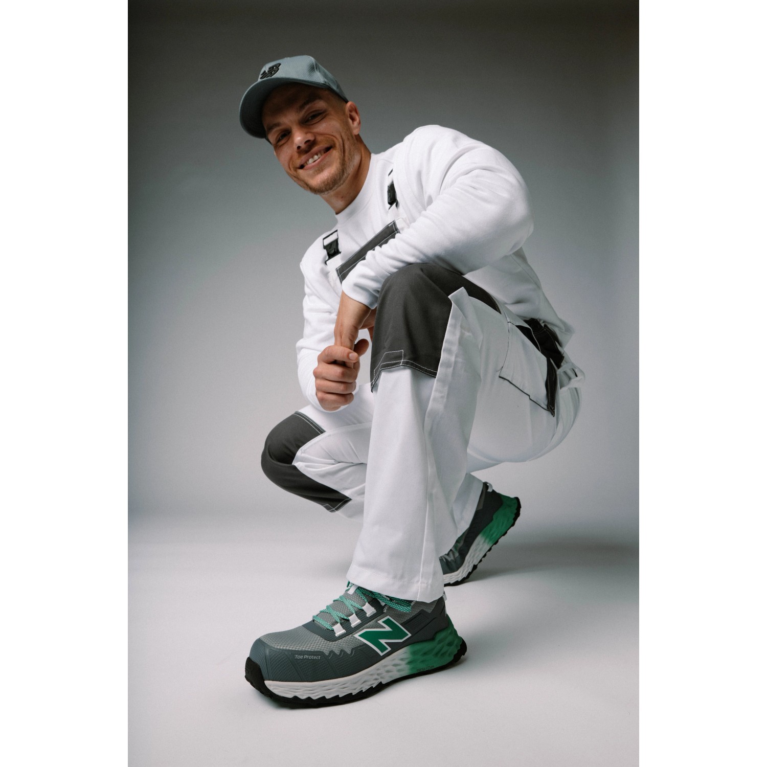 New Balance Cremorne S3L Sicherheitsschuhe, grau/grün, Gr. 40. Arbeitsschuhe mit Fresh Foam Sohle.