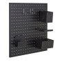Schwarze 9-teilige Werkzeugwand aus Stahl mit Haken, Boxen und Ablage für Werkstatt & Garage. Lochwandsystem.