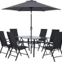 8-teilige Sitzgruppe Townsville in Anthrazit mit Tisch, 6 Stühlen und Sonnenschirm.