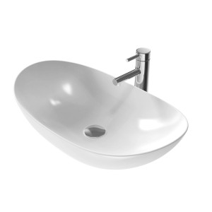 Ovales, weißes Emke Handwaschbecken aus Keramik mit Armatur für die Aufsatzmontage.