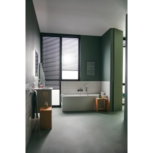 Eckiger Ideal Standard Brausehalter Idealrain Atelier in Chrom im Badezimmer.