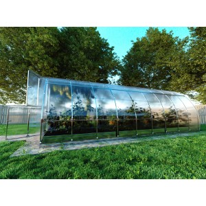 Klasika Greenhouses Tube Gewächshaus 18m² mit Polycarbonatabdeckung im Garten.