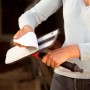 Gardena Reinigungsvlies wird an Fensterwascher angebracht. Waschbares Microfaser-Vlies für Kombisysteme.