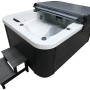Home Deluxe Outdoor Whirlpool White Marble mit Treppe und Thermoabdeckung.