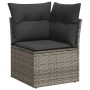 Graues vidaXL Garten Ecksofa aus Rattan mit dunklen Kissen, Teil einer modularen Gartenmöbel-Garnitur.
