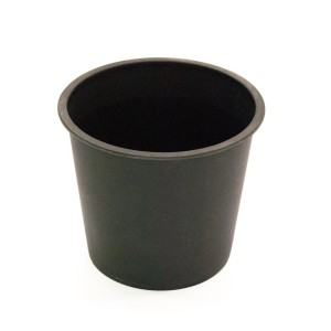 Schwarzer, runder Kunststoffeinsatz (D26xH24cm) für Pflanztöpfe.