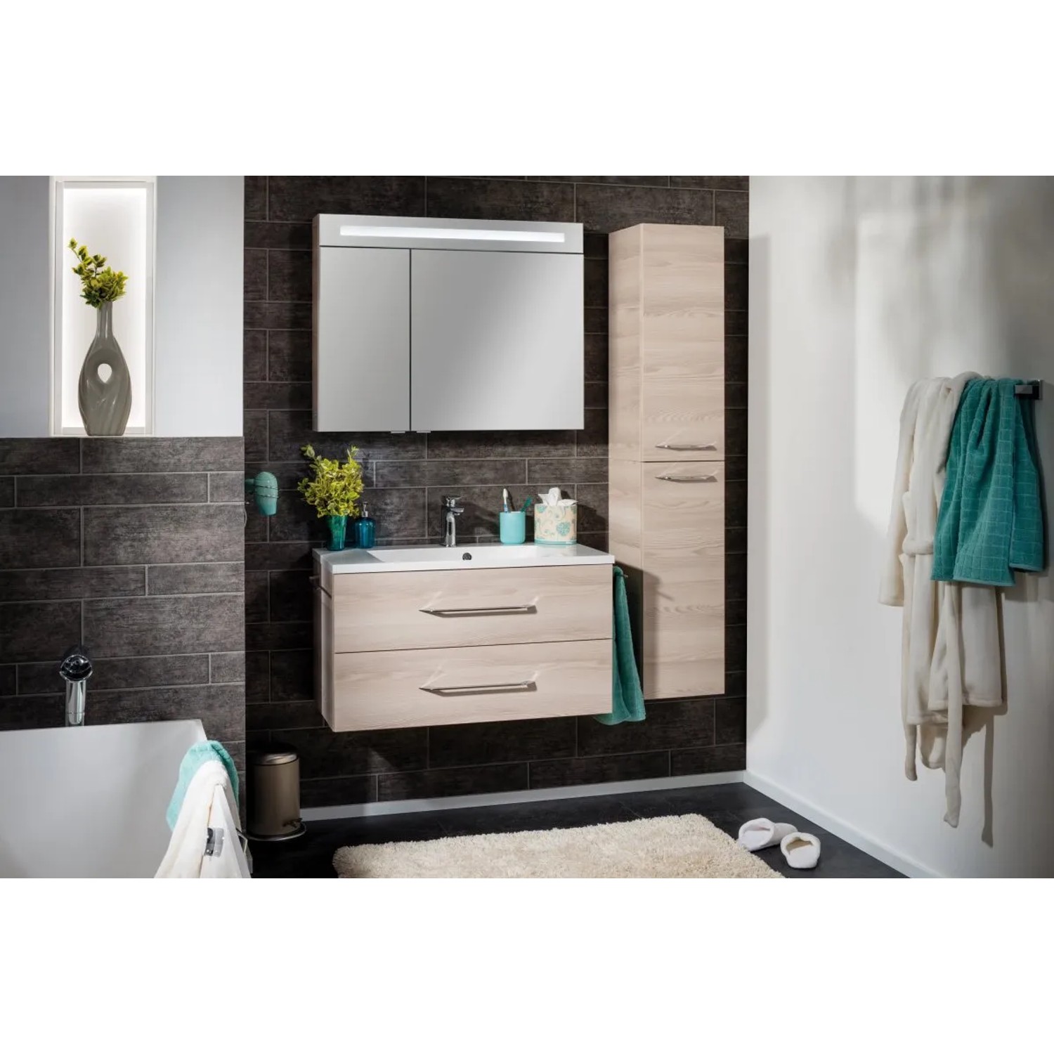 Fackelmann Waschplatz B.clever 90 cm Alaska Esche mit Unterschrank und zwei Schubladen.