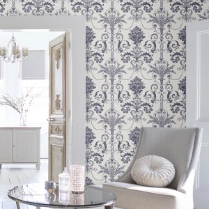 Laura Ashley Vliestapete Josette in Off White & Midnight mit floralem Muster.