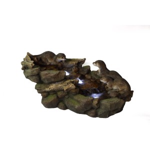 Silex Kunststeinbrunnen Iller mit Otterfiguren, LED und Pumpe für Garten und Balkon.