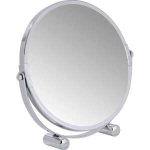 Verchromter Wenko Kosmetikspiegel Mera mit runder Spiegelfläche und Standfuß.