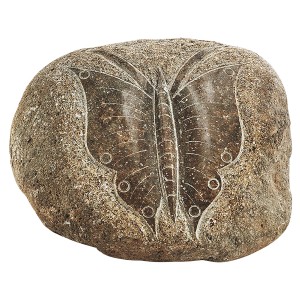 Kobolo Dekostein BUTTERFLY aus Naturstein mit Schmetterlingsgravur für den Garten.