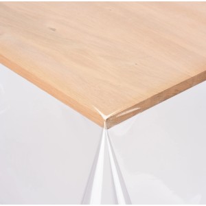 Transparente Venilia Tischschoner Meterware schützt Holztisch vor Kratzern und Flecken.