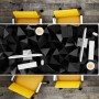 Schreibtisch mit schwarzer Tulup Schreibtischunterlage mit abstraktem Design, Bürobedarf.