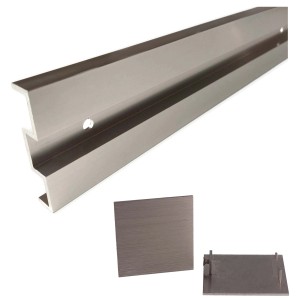 Novadoors Abstand-Set Nova 407 für Schiebetürsystem, bestehend aus Laufschiene und Montageelementen.