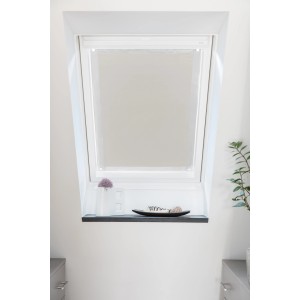 Beiges Lichtblick Dachfensterplissee mit Haftfix-System, ohne Bohren montiert, für Velux Fenster.