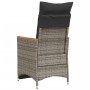 Grauer vidaXL Poly Rattan Gartensessel mit dunklem Kissen, verstellbar, Holzarmlehnen. Gartenstuhl.