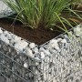 Bellissa Gabionen-Hochbeet Premium, verzinkt, 120x75x100 cm, befüllt mit Steinen und Pflanzen.