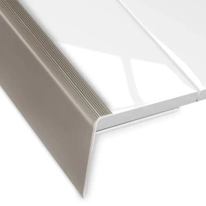 KARAT Stufenkantenprofil Safety, Form F, Bronze Hell, 50x53x1000 mm. Treppenkantenprofil für sicheren Halt.