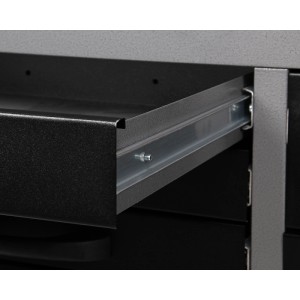 Detailaufnahme einer Schublade mit Kugellagerführung aus dem Ondis24 Werkstatt Set Konny.