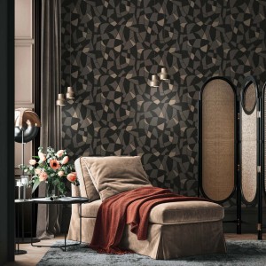 Wohnzimmer mit dunkler Bricoflor Vliestapete mit abstraktem Mid-Century Muster.