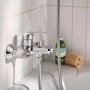 Glänzende Grohe Einhand-Wannenbatterie Swift, Chrom, Wandmontage. Wannenarmatur mit Brauseschlauch.