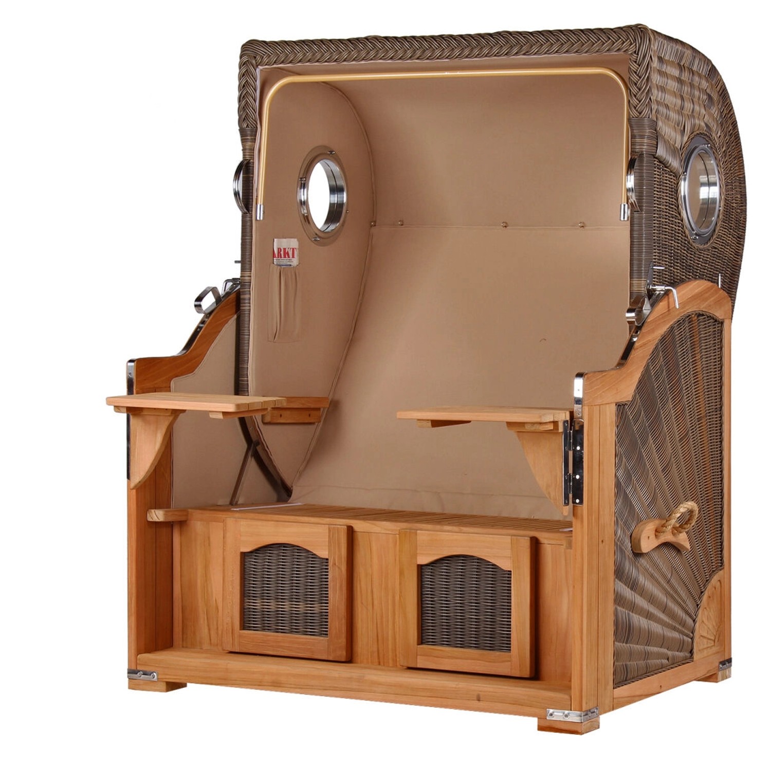 Geöffneter, grauer Strandkorb Ammersee aus Teakholz mit Bullaugen und Bistrotischen.