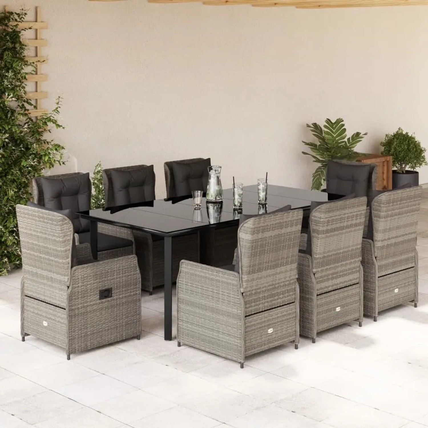 9-tlg. Garten-Essgruppe hellgrau Poly Rattan mit Tisch und 8 Stühlen mit Kissen.