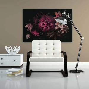 Wandbild mit Blumenmotiv (Pfingstrosen, Lilien, Hortensien) in Schwarz und Lila, 120x80 cm.