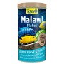 Blauer Tetra Malawi Flakes Behälter mit bunten Cichliden. Hochwertiges Flockenfutter mit 40% Algen für gesunde Fische.