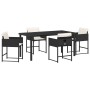 Schwarze 5-tlg. vidaXL Garten Essgruppe aus Poly Rattan mit Tisch und Stühlen inklusive Kissen.