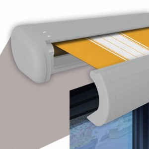 Elektrische Kassettenmarkise, weiße Kassette, Sonnenfarbe Tuch. Markise für den Sonnenschutz.