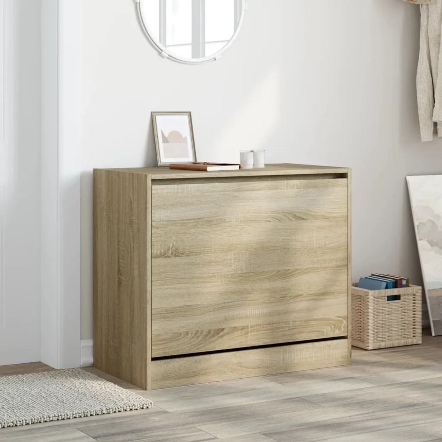 vidaXL Schuhschrank Sonoma-Eiche, Holzwerkstoff, mit einer Klappe und Deko auf der Ablage.