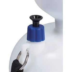 Detailaufnahme: LUX Drucksprüher Classic 3 l mit blauem Verschluss und schwarzer Düse.