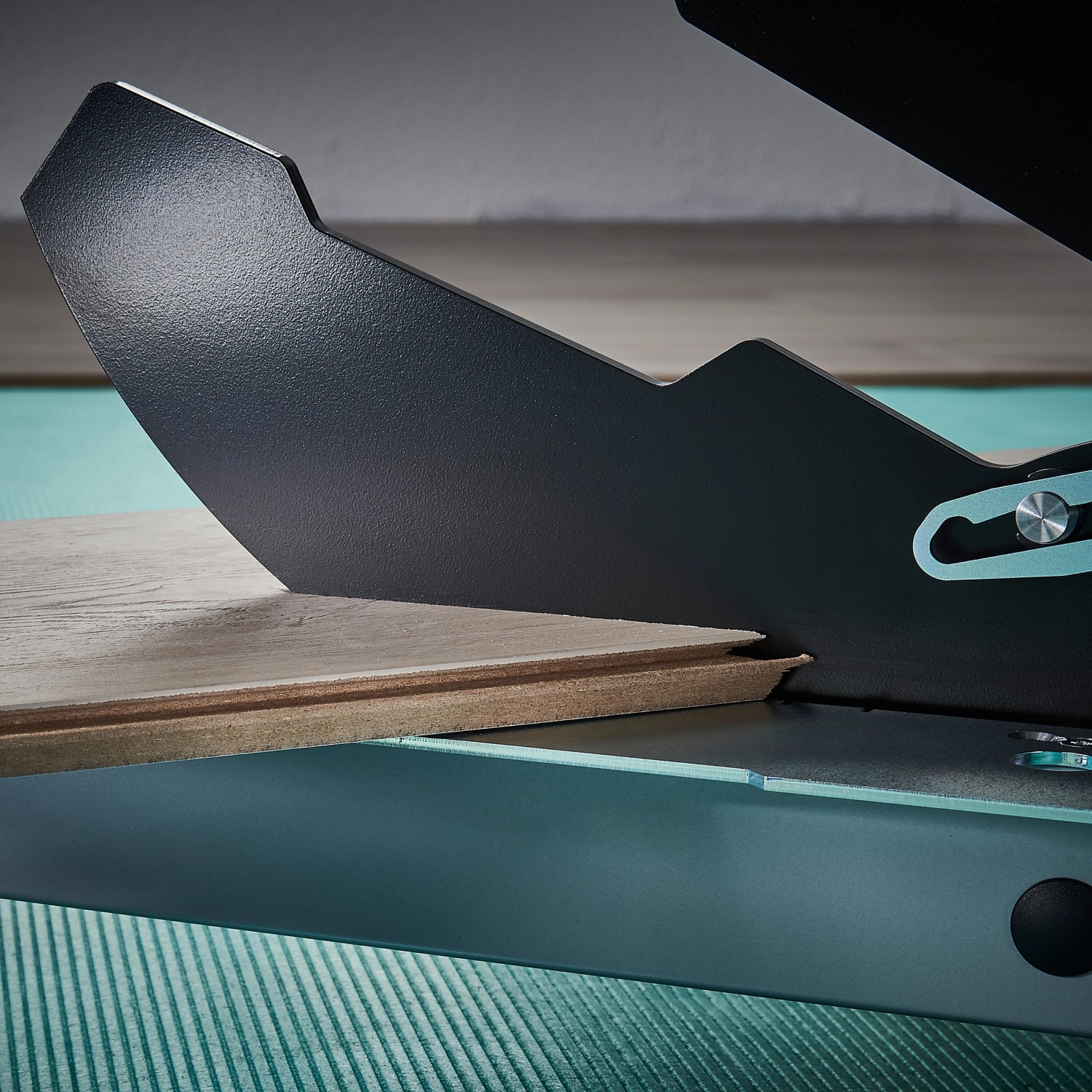 wolfcraft Vinyl und Laminatschneider VLC 1000 kaufen bei OBI