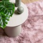 Weicher, altrosa Shaggy Hochflorteppich NAVARRA aus Polyester. Flauschige Textur für Wohnzimmer und Schlafzimmer.